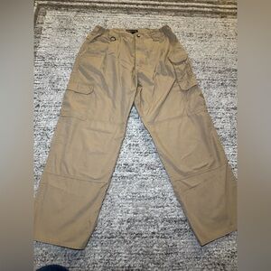 Men’s 5.11 pants
